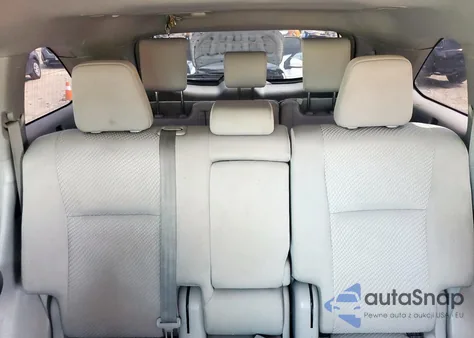 2019 Toyota Highlander Le from USA, damaged, VIN 5TDZARFH9KS054886